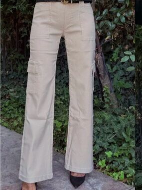 BEVY FLOG Beige Cargo Flare Pants